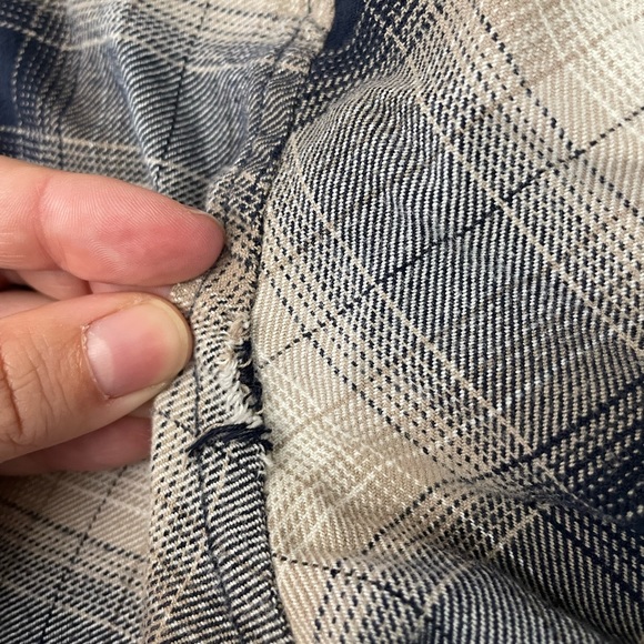 ❗️Last Chance❗️ H&M DIVIDED Plaid Longsleeve - Picture 8 of 10